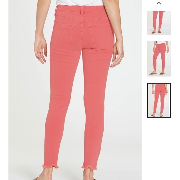 Old Navy Women's Rockstar Mid-Rise Distressed Cropped Skinny Jeans - Picture 7 of 12